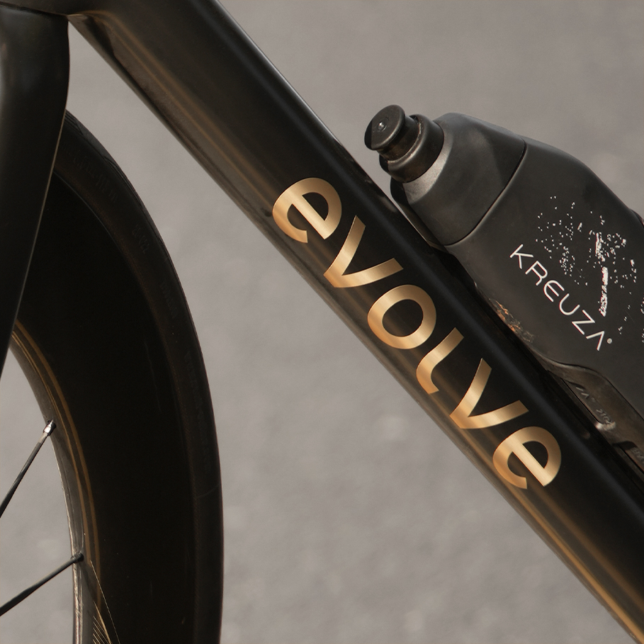 evolve CIMA Matte Carbon Gold (3)